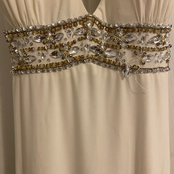 Dress - Picture 2 of 5